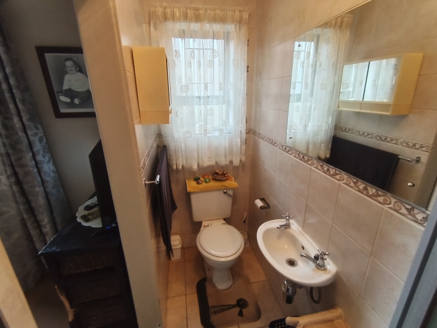 To Let 3 Bedroom Property for Rent in Onverwacht Western Cape